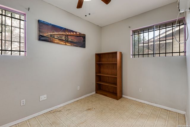 5527 Slattery, San Antonio, TX 78240