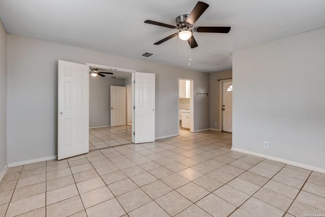 5527 Slattery, San Antonio, TX 78240