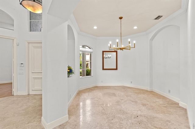 6830 Royal Orchid Circle, Delray Beach, FL 33446