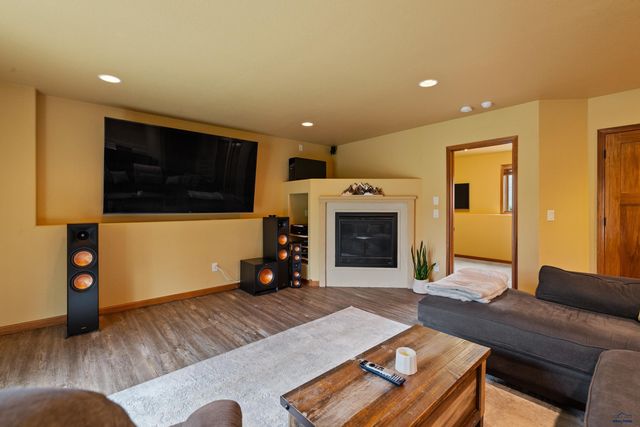 6107 BENDT DR, Rapid City, SD 57702