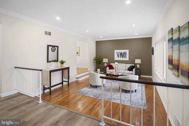 1705 CRESTVIEW DR, Rockville, MD 20854