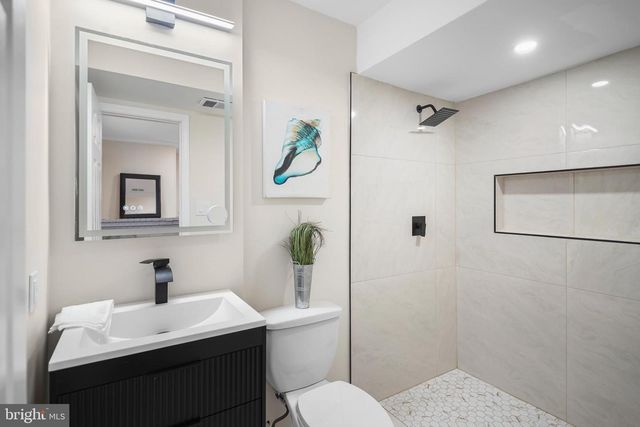 1705 CRESTVIEW DR, Rockville, MD 20854