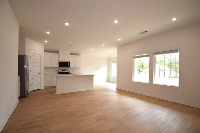 379 Florida Avenue, Farmington, AR 72730