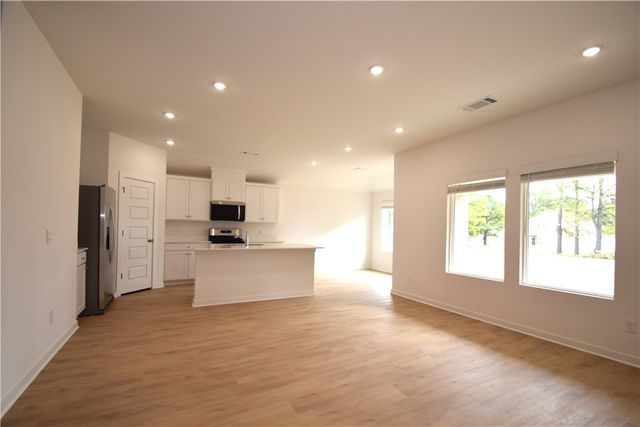 379 Florida Avenue, Farmington, AR 72730