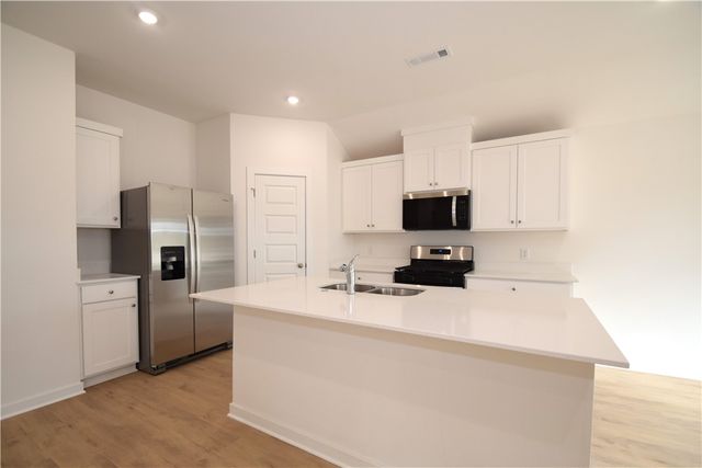 379 Florida Avenue, Farmington, AR 72730