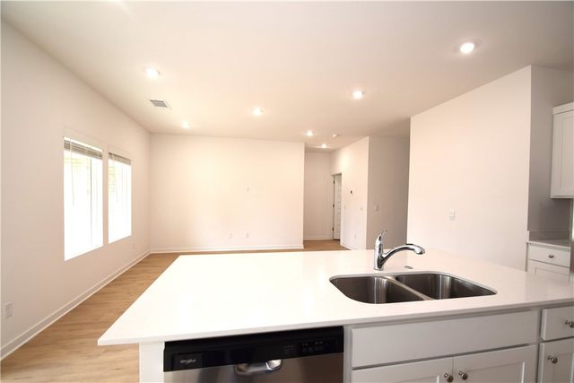 379 Florida Avenue, Farmington, AR 72730