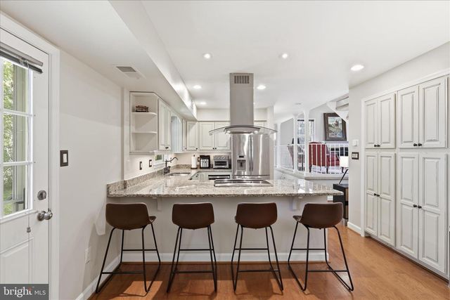 12014 TROSSACK RD, Herndon, VA 20170