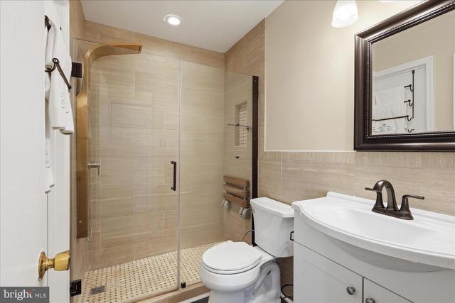12014 TROSSACK RD, Herndon, VA 20170