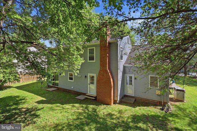 12014 TROSSACK RD, Herndon, VA 20170