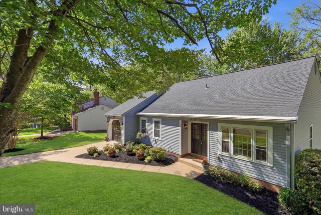 12014 TROSSACK RD, Herndon, VA 20170