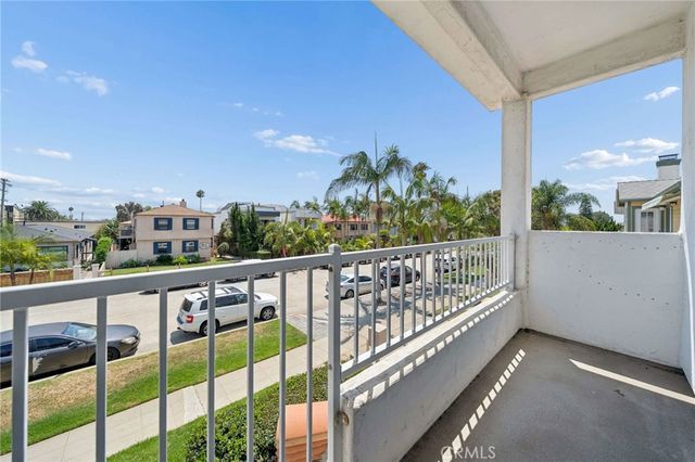 954 Law, San Diego, CA 92109