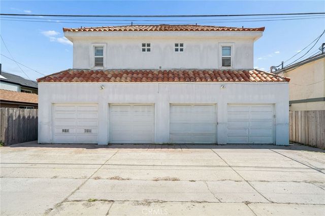 954 Law, San Diego, CA 92109