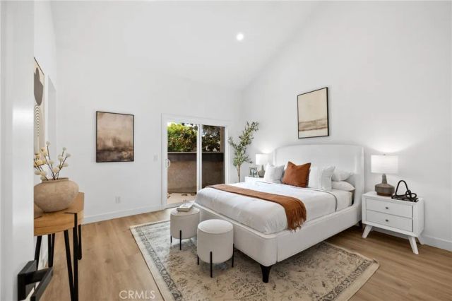 923 Hyde Court, Costa Mesa, CA 92626