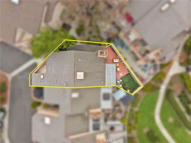 923 Hyde Court, Costa Mesa, CA 92626