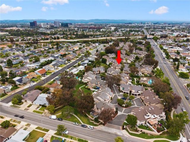 923 Hyde Court, Costa Mesa, CA 92626