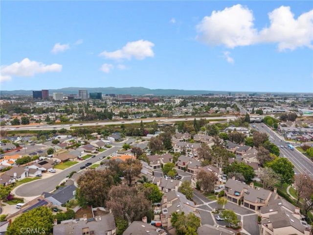 923 Hyde Court, Costa Mesa, CA 92626