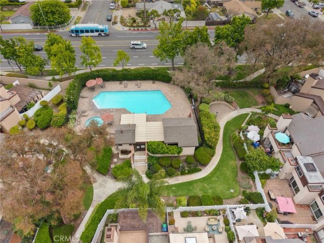 923 Hyde Court, Costa Mesa, CA 92626