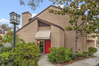 923 Hyde Court, Costa Mesa, CA 92626