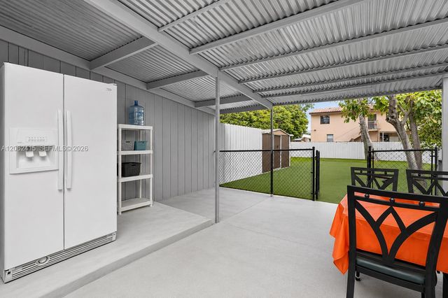 2815 NW 14th Street, Miami, FL 33125
