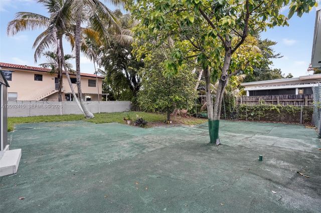 2815 NW 14th Street, Miami, FL 33125