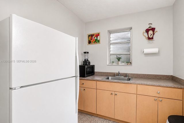 2815 NW 14th Street, Miami, FL 33125