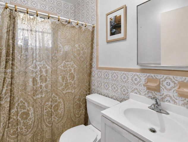2815 NW 14th Street, Miami, FL 33125