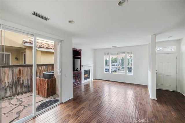 24650 Montevista, Valencia, CA 91354