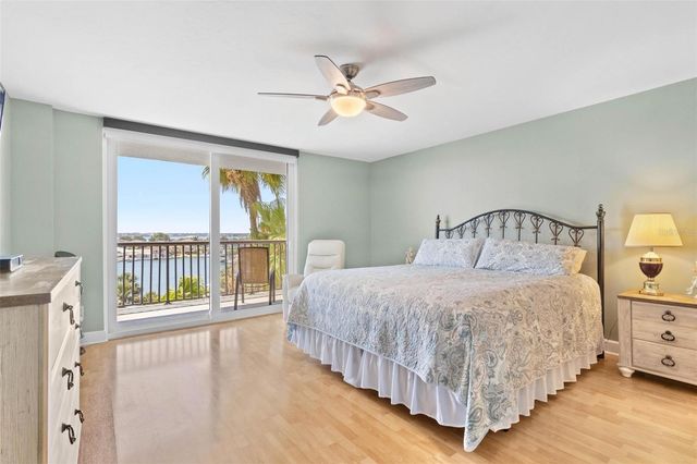 1660 GULF BOULEVARD 607, Clearwater Beach, FL 33767