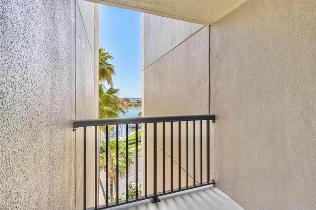 1660 GULF BOULEVARD 607, Clearwater Beach, FL 33767