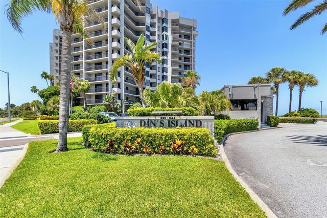 1660 GULF BOULEVARD 607, Clearwater Beach, FL 33767