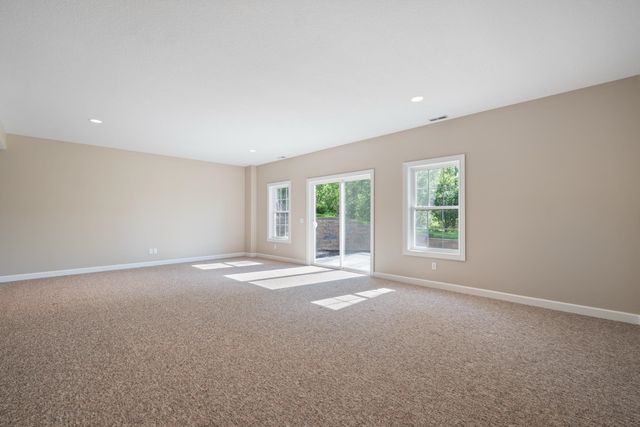165 Chickadee Lane, Warsaw, IN 46580