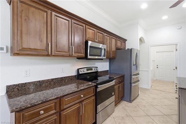 8323 Caloosa RD, Fort Myers, FL 33967