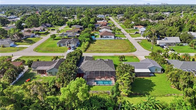 8323 Caloosa RD, Fort Myers, FL 33967