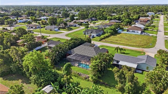 8323 Caloosa RD, Fort Myers, FL 33967