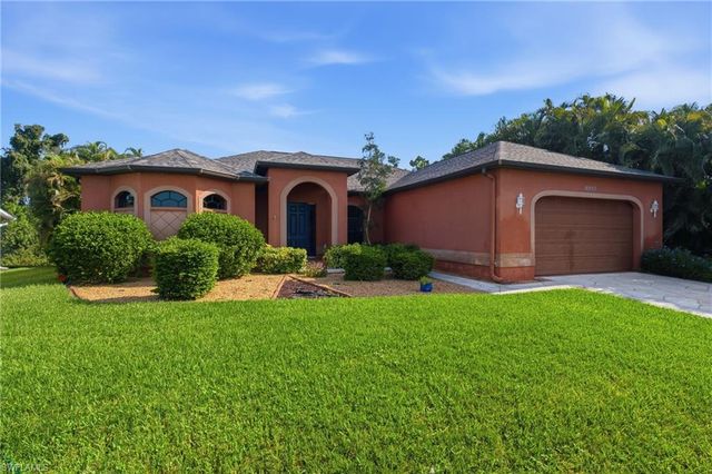 8323 Caloosa RD, Fort Myers, FL 33967