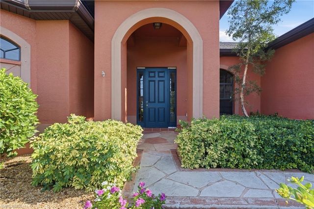 8323 Caloosa RD, Fort Myers, FL 33967