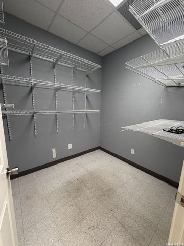 9386 Huebner Rd Ste 105, San Antonio, TX 78240