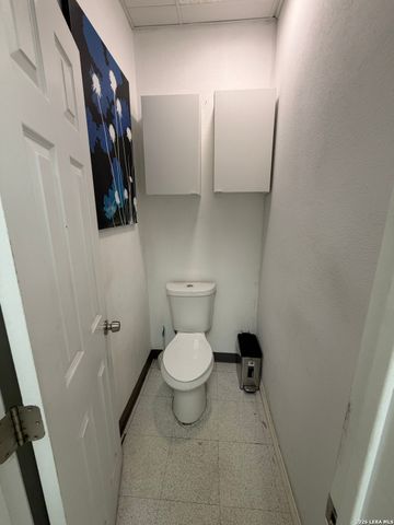 9386 Huebner Rd Ste 105, San Antonio, TX 78240
