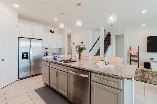 10307 WINE PRESS AVENUE, Riverview, FL 33578