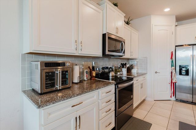 10307 WINE PRESS AVENUE, Riverview, FL 33578