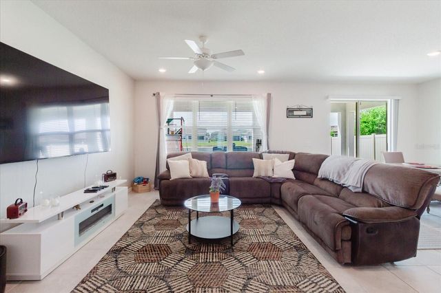 10307 WINE PRESS AVENUE, Riverview, FL 33578