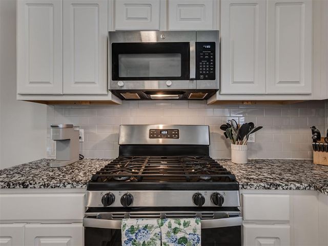 9012 NW 142nd Street, Yukon, OK 73099