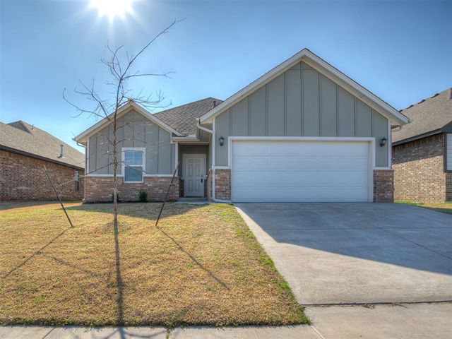 9012 NW 142nd Street, Yukon, OK 73099