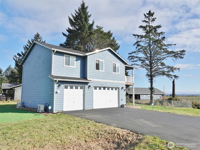 500 Chenois Avenue NE, Ocean Shores, WA 98569