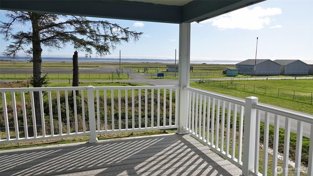 500 Chenois Avenue NE, Ocean Shores, WA 98569