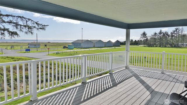 500 Chenois Avenue NE, Ocean Shores, WA 98569