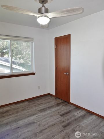 500 Chenois Avenue NE, Ocean Shores, WA 98569