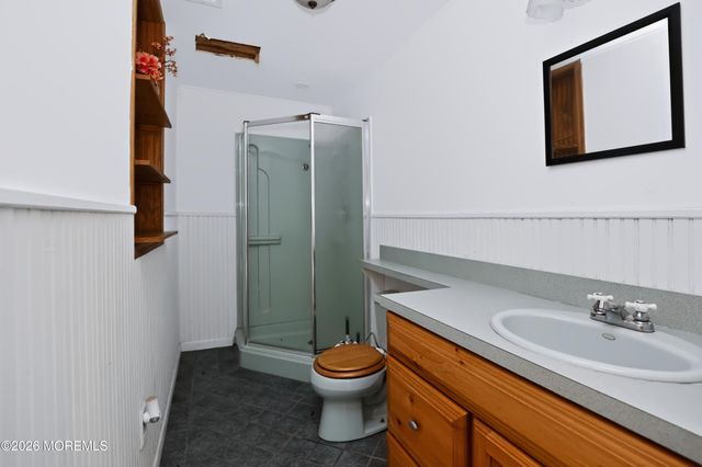 2121 Ridgeway Road, Toms River, NJ 08757