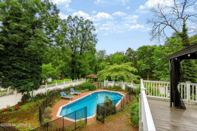 2121 Ridgeway Road, Toms River, NJ 08757