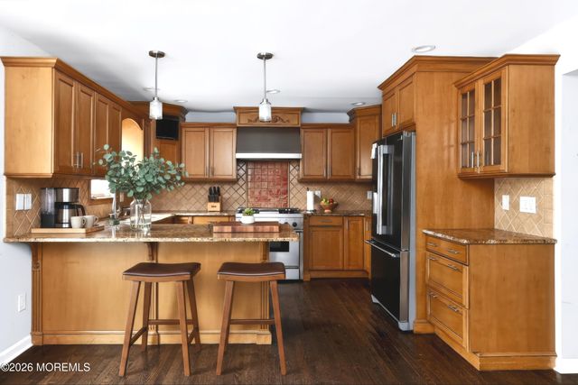 2121 Ridgeway Road, Toms River, NJ 08757